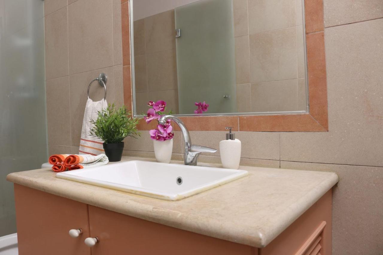Modern Chic Apartment, Corfu Town Ngoại thất bức ảnh